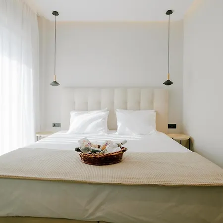 Aelia Prime Experience 2 * Cos